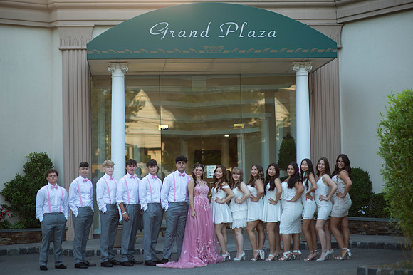 Aislinn's Sweet 16-261