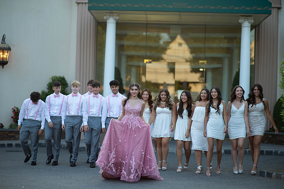 Aislinn's Sweet 16-289