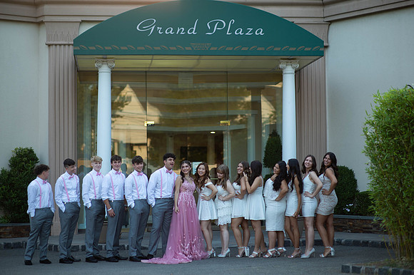 Aislinn's Sweet 16-276