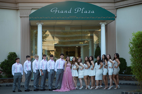 Aislinn's Sweet 16-271